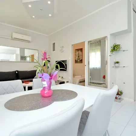 Populare Apartment Zadar