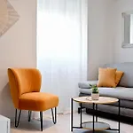 Populare Apartment